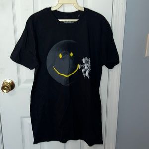 Threadless Men’s Black Short Sleeve shirt Sz Medium NWOT